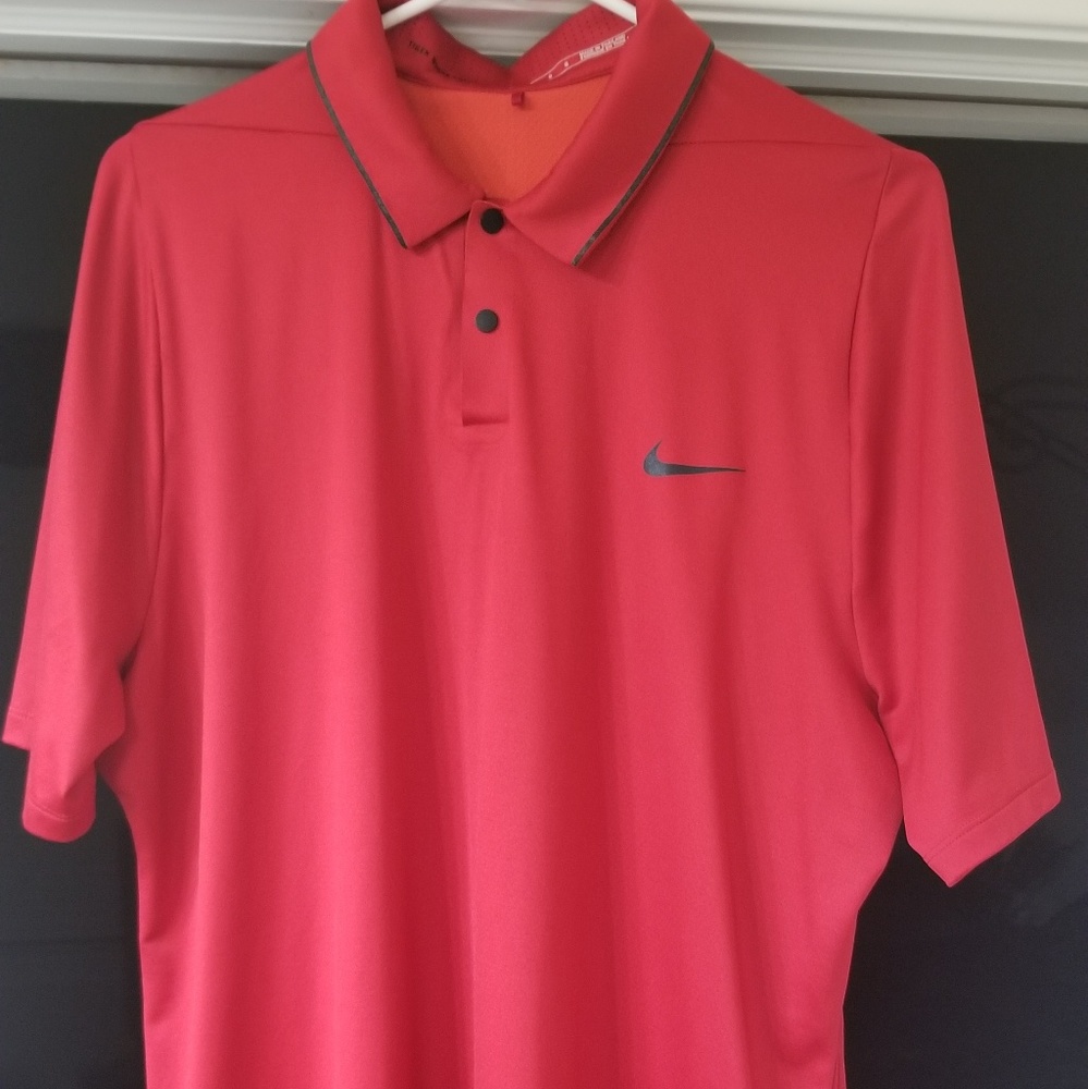 Nike tiger woods golf Polo